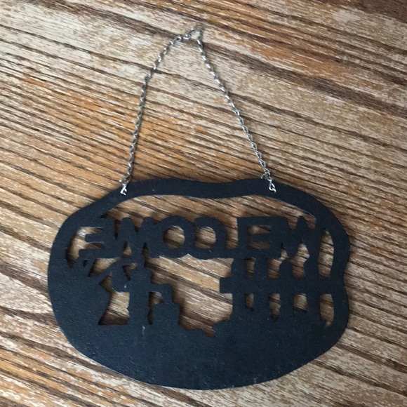 Rustic Green and Gold Welcome Sign Cast Iron - Picture 2 of 3